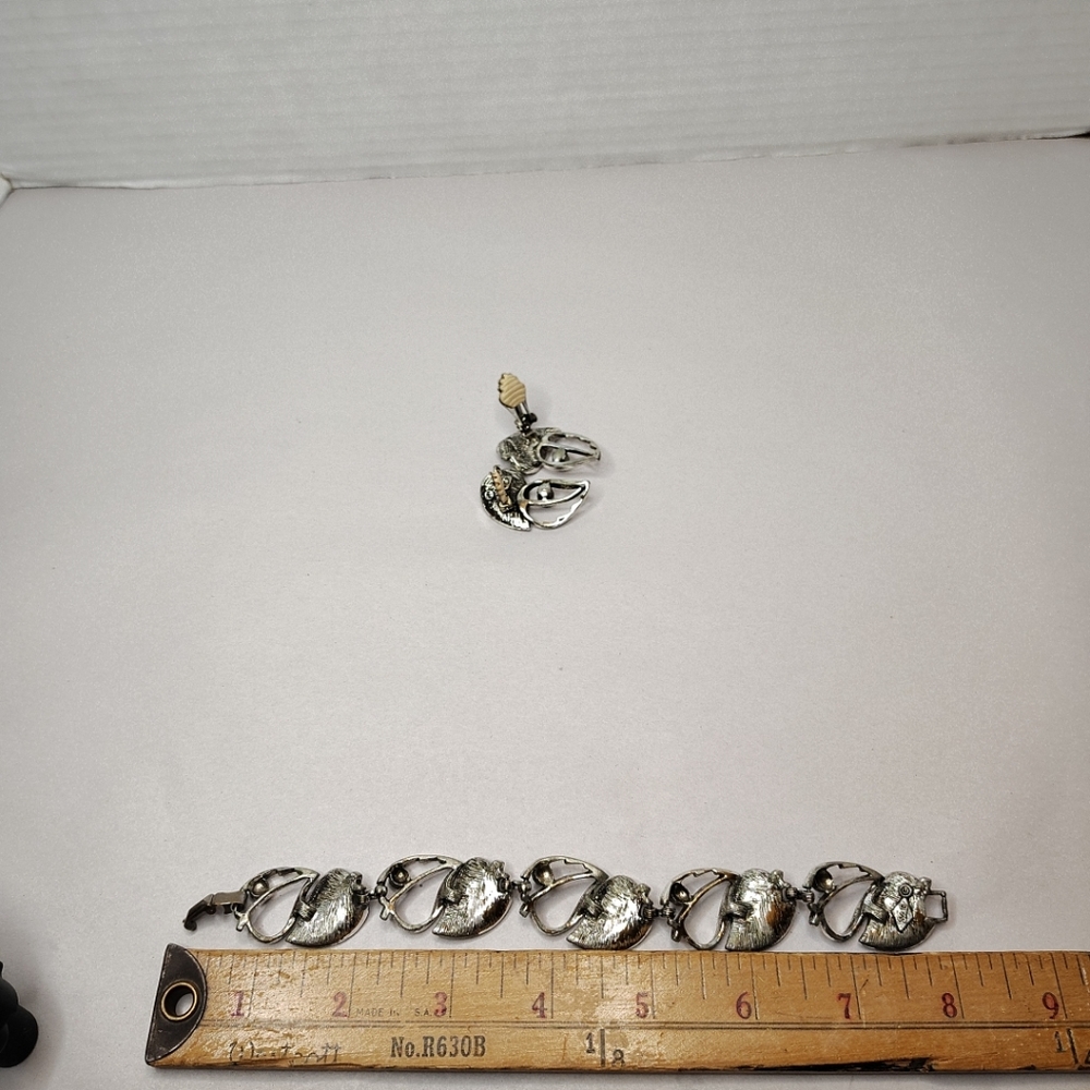 Sarah Coventry Vintage Silver Tone Leaf Link Chain Bracelet & Clip On Earrings - Picture 12 of 16
